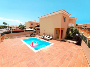 Wonderful Villa with Pool 150 mt from the sea